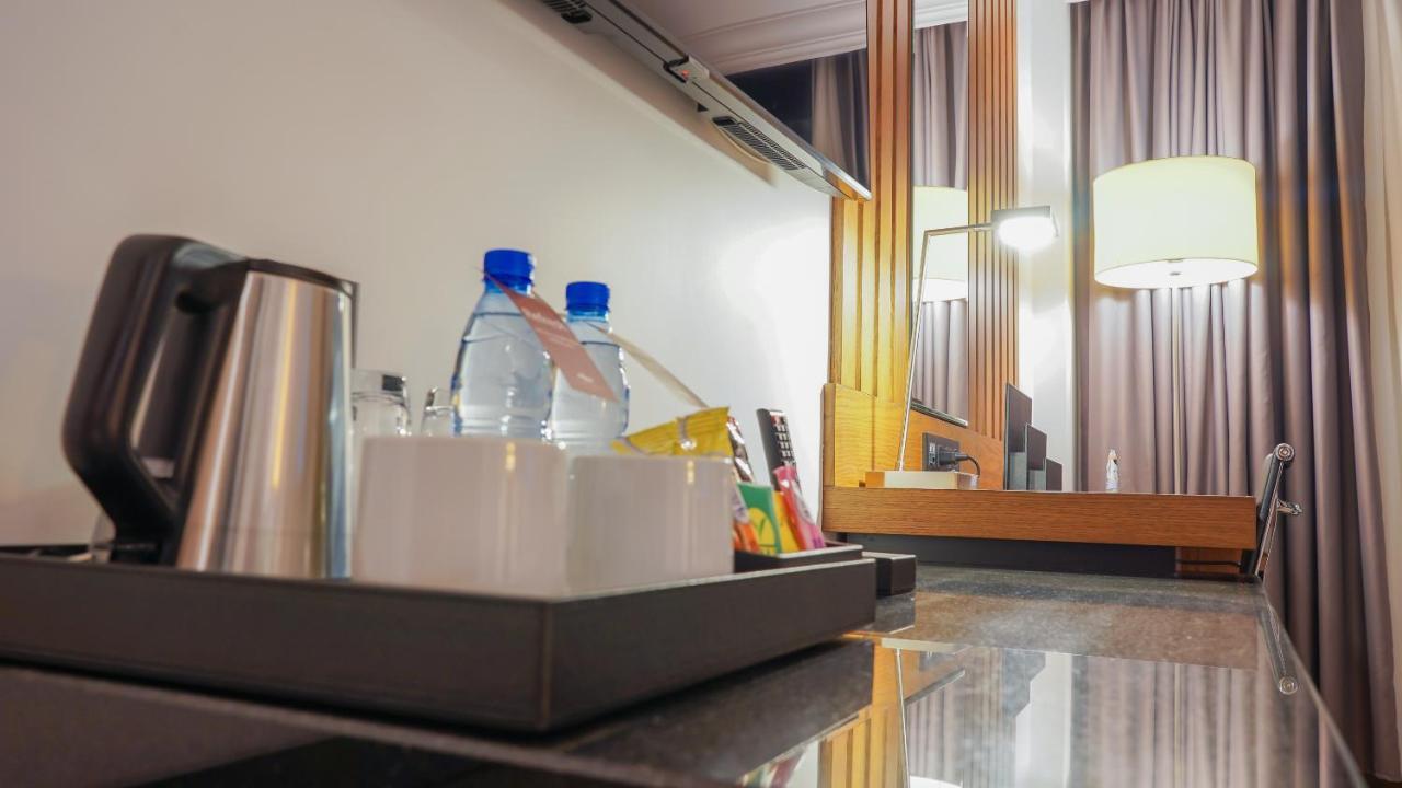 Star Land Hotel Bastos Yaounde Bagian luar foto