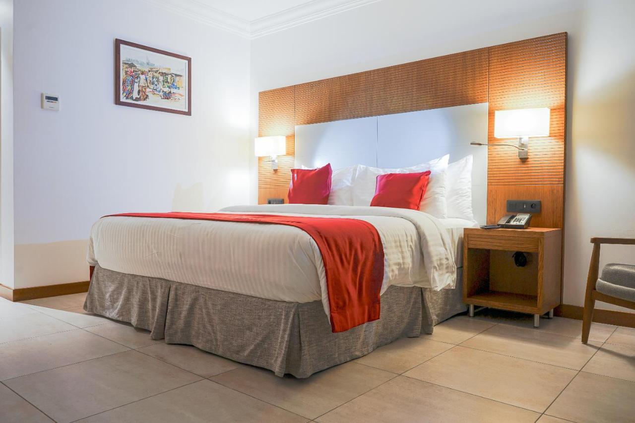Star Land Hotel Bastos Yaounde Bagian luar foto